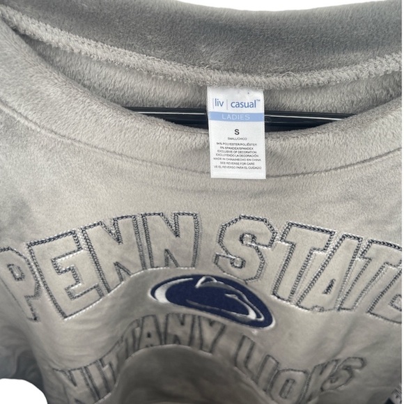 Penn State Nittany lion’s fuzzy crewneck sweater size S - Picture 4 of 5
